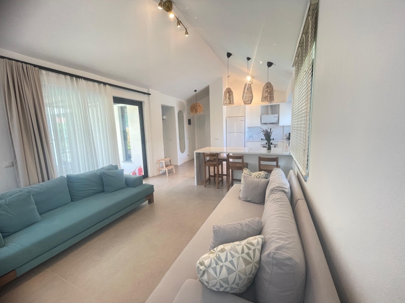 Villa S